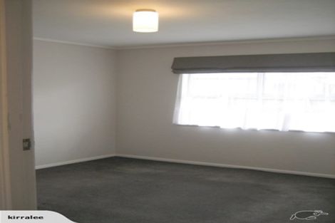 Photo of property in 3/200 Te Atatu Road, Te Atatu South, Auckland, 0610