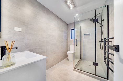 Photo of property in 39b Huia Road, Papatoetoe, Auckland, 2025