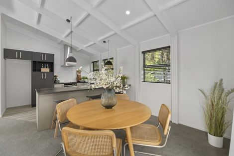 Photo of property in 96 Eliot Street, New Plymouth, 4310