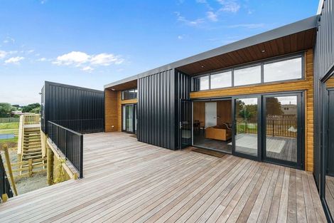 Photo of property in 42 Kapiti Lane, Otaki Beach, Otaki, 5512