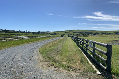 Photo of property in 487 Cove Road, Waipu, 0582