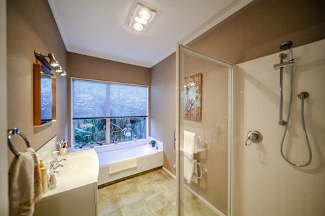 Photo of property in 10 Amanda Place, Mayfair, Hastings, 4122