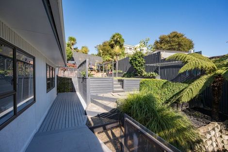 Photo of property in 17 Te Ata Place, Atawhai, Nelson, 7010