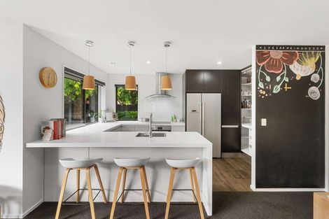 Photo of property in 33 Broadhaven Avenue, Parklands, Christchurch, 8083