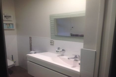 Photo of property in 1/22 Seaforth Avenue, Mangere Bridge, Auckland, 2022