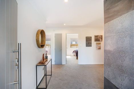 Photo of property in 1 Silicon Way, Fitzherbert, Palmerston North, 4410