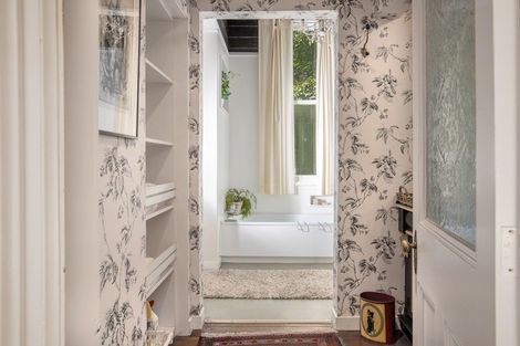 Photo of property in 17 Alfredton Road, Eketahuna, 4900