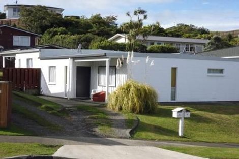 Photo of property in 15a Cypress Drive, Maungaraki, Lower Hutt, 5010