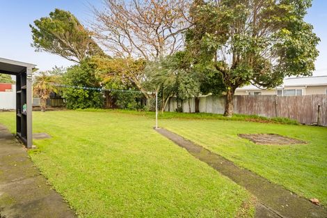 Photo of property in 135 Ngamotu Road, Spotswood, New Plymouth, 4310