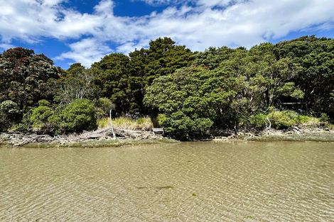 Photo of property in 56 Totara Avenue, Collingwood, 7073