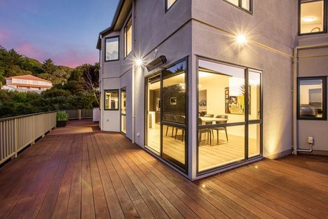 Photo of property in 8 Glengavel Grove, Papakowhai, Porirua, 5024