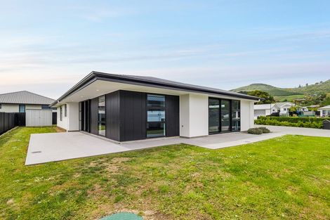 Photo of property in 4 Cuddie Close, East Taieri, Mosgiel, 9024