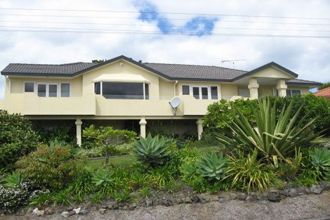 Photo of property in 3a Beach Road, Manly, Whangaparaoa, 0930