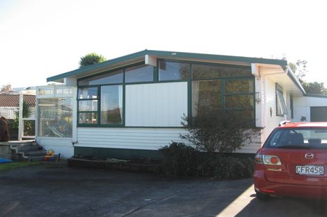 Photo of property in 88 Cascades Road, Pakuranga Heights, Auckland, 2010
