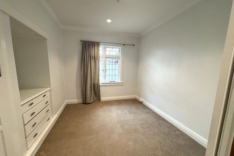 Photo of property in 17 Jasper Avenue, Mount Roskill, Auckland, 1041