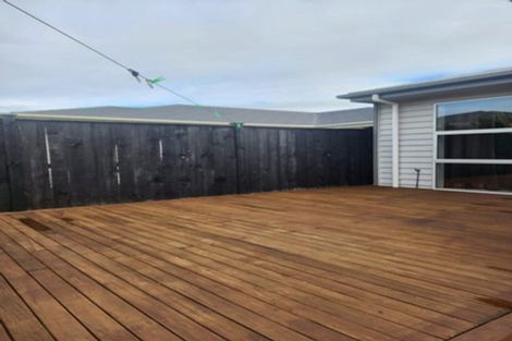 Photo of property in 9 Aero Place, Takanini, 2112