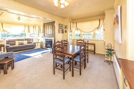 Photo of property in 10 Porritt Street, Saint Johns Hill, Whanganui, 4500