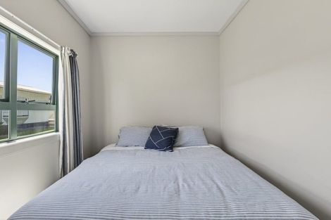 Photo of property in 59 Fifth Avenue, Urenui, 4377