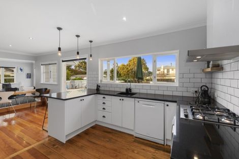 Photo of property in 27 Maclaren Street, Maymorn, Upper Hutt, 5018