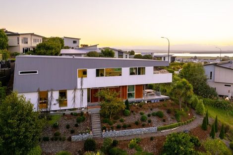 Photo of property in 33 Highview Drive, Wakatu, Nelson, 7011