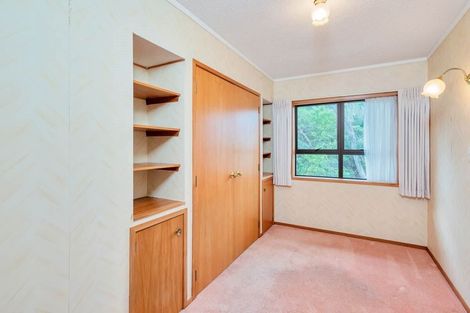 Photo of property in 2/30 Manly Esplanade, Browns Bay, Auckland, 0630