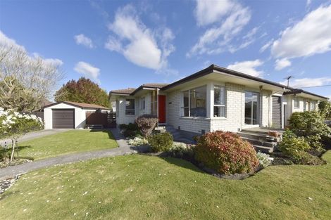 Photo of property in 2a Mallett Place, Halswell, Christchurch, 8025