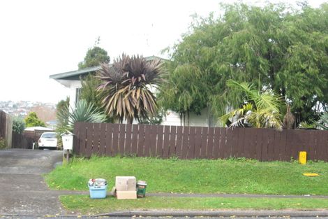 Photo of property in 62 Casuarina Road, Half Moon Bay, Auckland, 2012