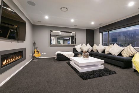 Photo of property in 17 Wautaiti Drive, Riverhead, 0820