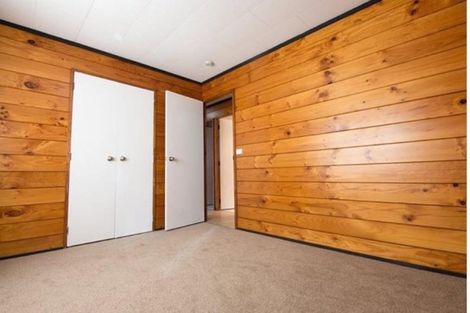 Photo of property in 8a Rogan Street, Mount Roskill, Auckland, 1041