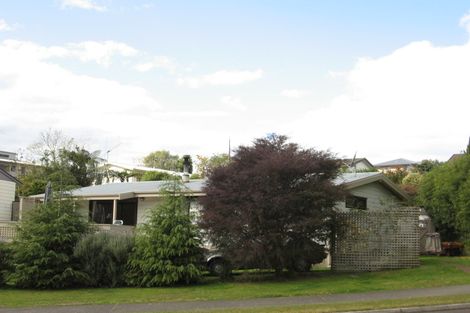 Photo of property in 90 Resolution Road, Welcome Bay, Tauranga, 3112