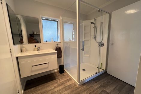 Photo of property in 28 Esther Street, Martinborough, 5711