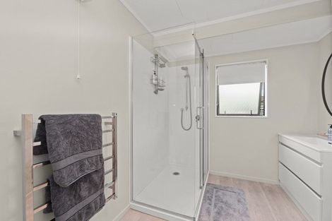 Photo of property in 12 Almond Grove, Feilding, 4702