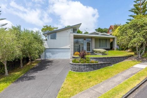 Photo of property in 13 Bellbird Rise, Murrays Bay, Auckland, 0630