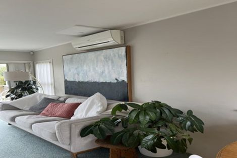 Photo of property in 3 Weatherly Road, Torbay, Auckland, 0630