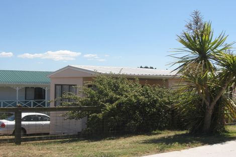 Photo of property in 334a Pukehina Parade, Pukehina, Te Puke, 3189