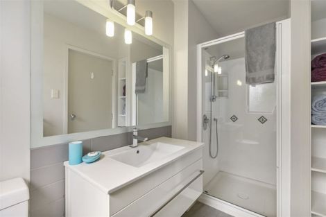 Photo of property in 79 Albatross Road, Red Beach, 0932