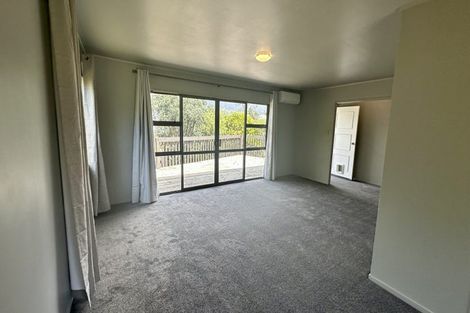 Photo of property in 25 Midgley Road, West Harbour, Auckland, 0618