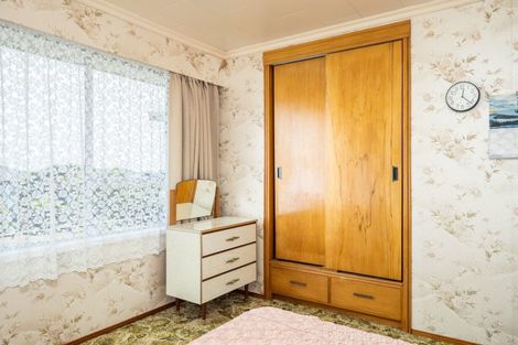 Photo of property in 2 Erica Place, Bell Block, New Plymouth, 4312