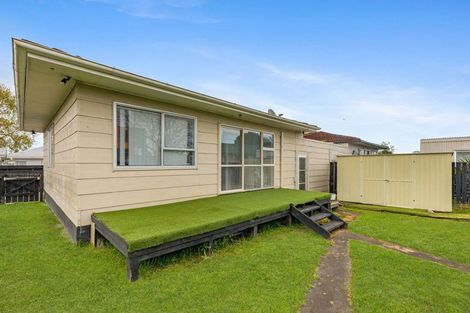 Photo of property in 2/14 Ririno Place, Manurewa, Auckland, 2102