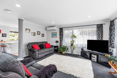 Photo of property in 37 Beachlands Place, Papamoa Beach, Papamoa, 3118