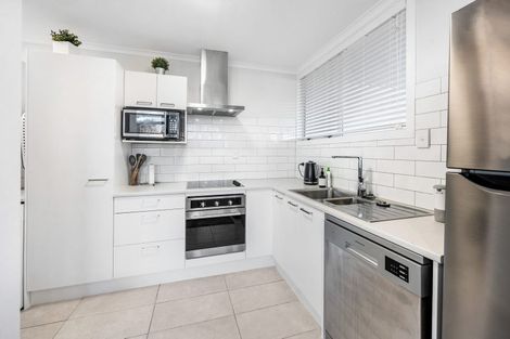 Photo of property in 6/1410 Hinemoa Street, Rotorua, 3010