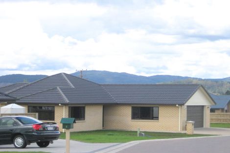 Photo of property in 4 Great West Road, Matipo Heights, Rotorua, 3015