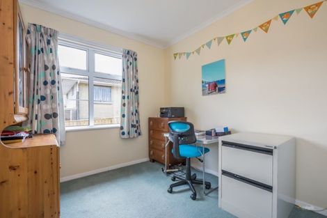 Photo of property in 11 Foster Street, Taita, Lower Hutt, 5011