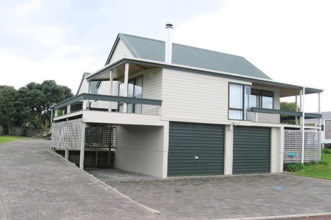Photo of property in 4 Braddock Grove, Pauanui, Hikuai, 3579