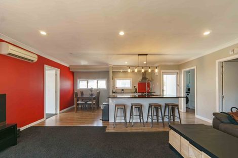 Photo of property in 8 Deanwell Avenue, Deanwell, Hamilton, 3206