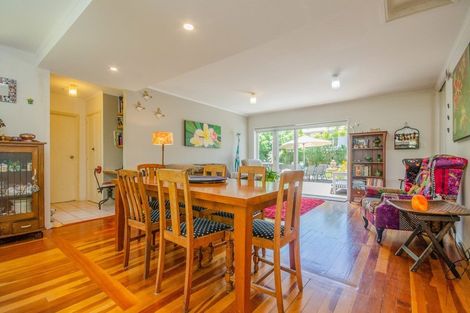 Photo of property in 9 Titoki Avenue, Mangere Bridge, Auckland, 2022