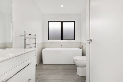 Photo of property in 10 Pihoihoi Place, Kenepuru, Porirua, 5022
