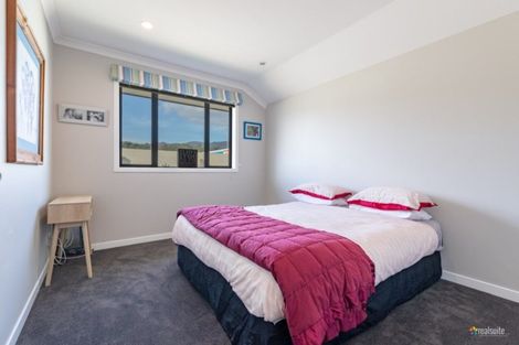 Photo of property in 9 Vernon Grove, Brown Owl, Upper Hutt, 5018