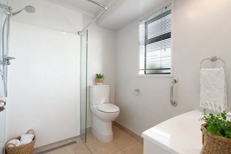 Photo of property in 58 Gibson Place, Papamoa Beach, Papamoa, 3118