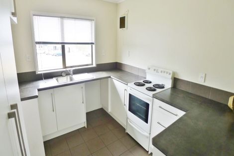 Photo of property in 1 Palomino Drive, Henderson, Auckland, 0612